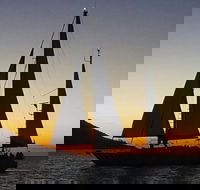 Magnetic Island Sunset Sail - Attractions Sydney