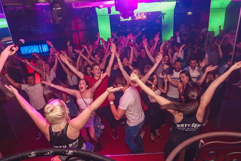 THE HANGOVER CRAWL - CLUB CRAWL SURFERS PARADISE - NIGHTLIFE - CLUBBING - Attractions Sydney 1