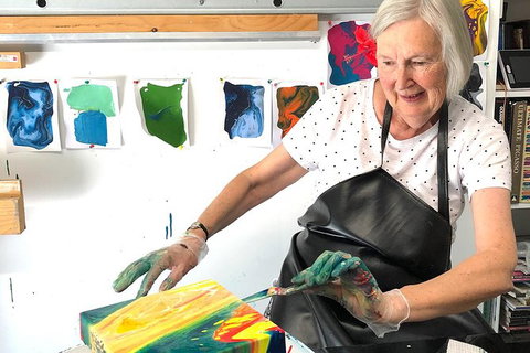 Try Pour Painting In An Artistâ€™s Studio! - Attractions Sydney 1