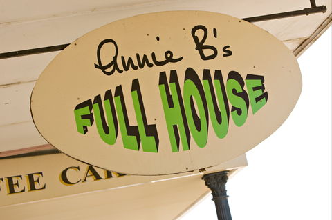 Annie B's Full House - Attractions Sydney 1