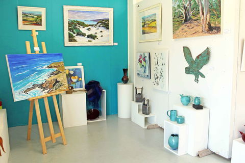 Artworks Gallery - Attractions Sydney 0