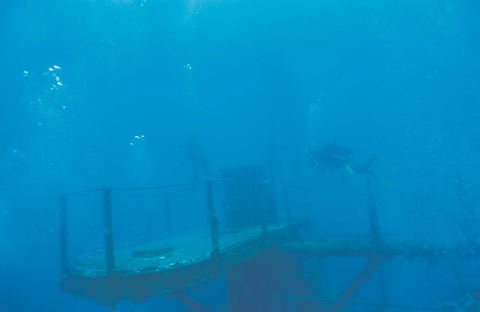 HMAS Perth - Attractions Sydney 0