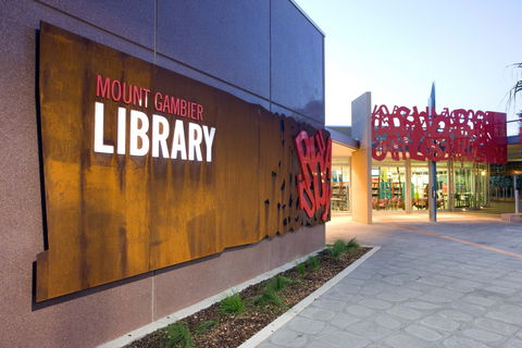 Mount Gambier Library - Attractions Sydney 0