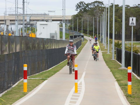 Petrie To Kippa-Ring Shared Pathway - Attractions Sydney 1