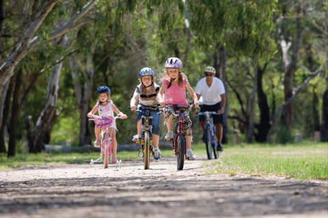 Braeside Park - Attractions Sydney 1