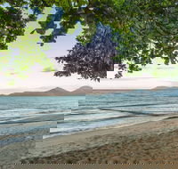 Holloways Beach - Attractions Sydney