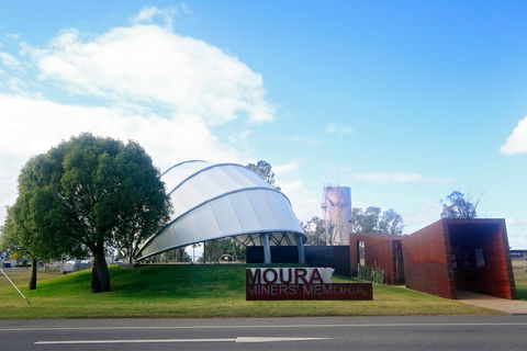 Moura - Attractions Sydney 0