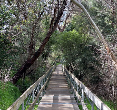 Mulwaree River Walkway - Attractions Sydney 0