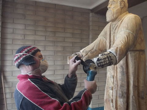 Ant's Redgum Gallery - Attractions Sydney 2