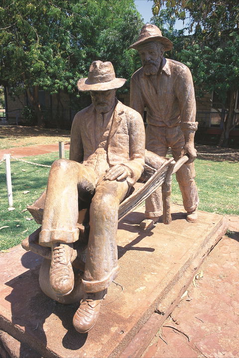 Russian Jack Memorial - Attractions Sydney 0
