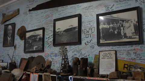 Barrow Creek Hotel - Attractions Sydney 2