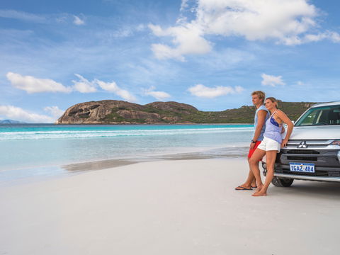 Lucky Bay - Attractions Sydney 1