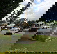 Miriam Vale War Memorial - Attractions Sydney