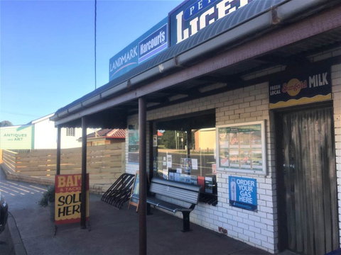 Peterborough Licensed Grocers - Attractions Sydney 0