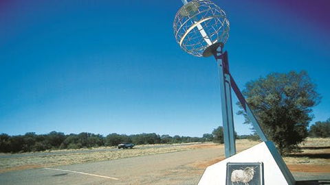 Tropic Of Capricorn Marker - Attractions Sydney 0