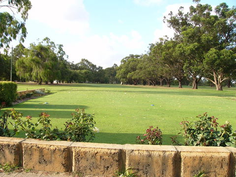 Pinjarra Golf Club - Attractions Sydney 1