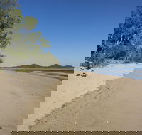 Smalleys Beach - Attractions Sydney
