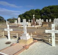 Historic Clan Ranald Shipwreck Graves - Attractions Sydney