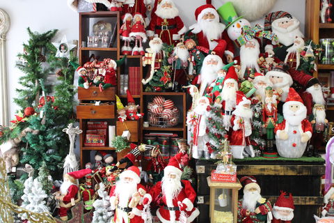 Mrs Claus And Santa - Attractions Sydney 2