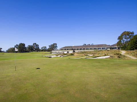 Woodlands Golf Club - Attractions Sydney 1