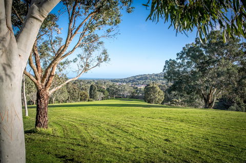 Yankalilla Memorial Park - Attractions Sydney 2