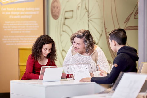 Royal Australian Mint - Attractions Sydney 2