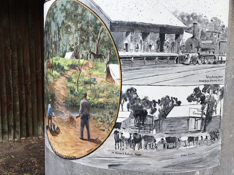 Tatong Tavern Water Tank - Attractions Sydney 1