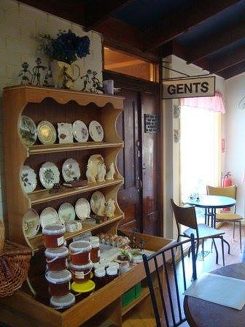 Train Stop Antiques - Attractions Sydney 1