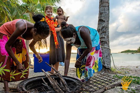 Gay-Wu Woman\'s 5 Day Yolngu Homeland Tour - Attractions Sydney 7