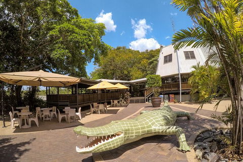 Adelaide River Queen Cruise Shuttle Bus - Attractions Sydney 1