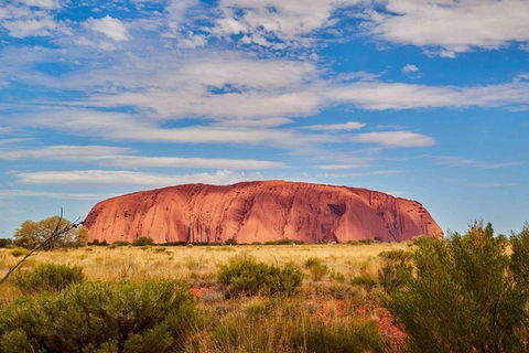 Explore Uluru: 7 Hours Guide Tour At Sunrise With Light Breakfast - Attractions Sydney 1