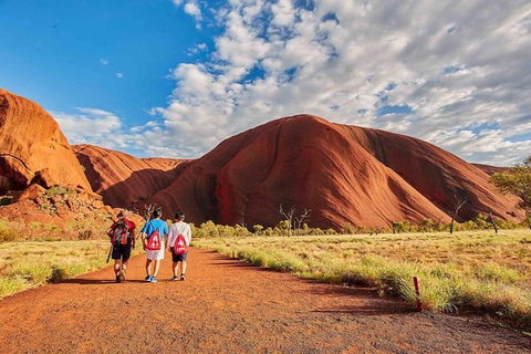 Explore Uluru: 7 Hours Guide Tour At Sunrise With Light Breakfast - Attractions Sydney 3