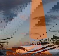 Hervey Bay Champagne Sunset Sail - Attractions Sydney
