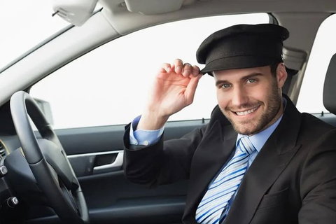 Cairns & Airport Transfers Between Port Douglas & Cairns (Private Chauffeur) - Attractions Sydney 1