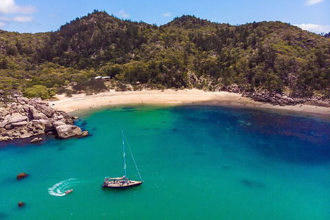 Helicopter And Magnetic Island Sailing - Attractions Sydney 5