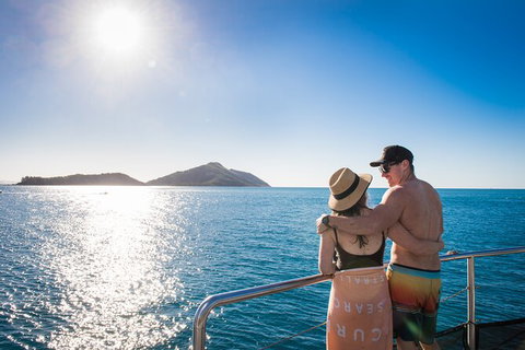 Day Sail The Whitsunday Islands On Atlantic Clipper From Airlie Beach - Attractions Sydney 5