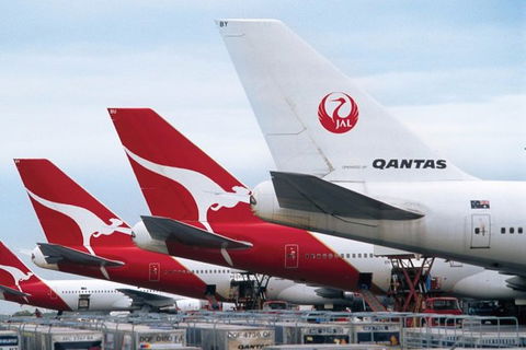 13 Seat Minibus | Brisbane Airport - Sunshine Coast Private Transfer - Attractions Sydney 2
