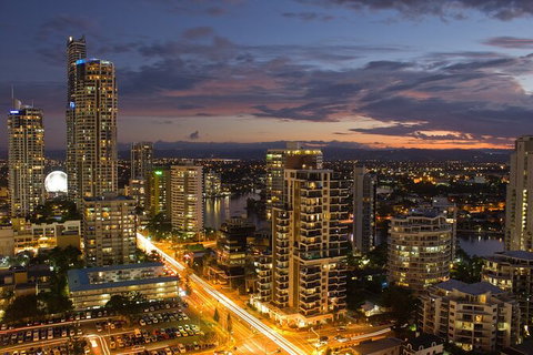Departure Private Transfers From Gold Coast City To Gold Coast Airport OOL - Attractions Sydney 4