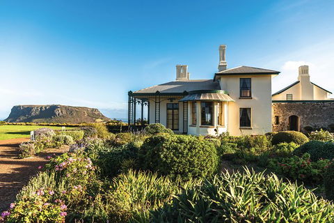 Cruise Ship Special From Burnie To Stanley And The Nut - Attractions Sydney 7