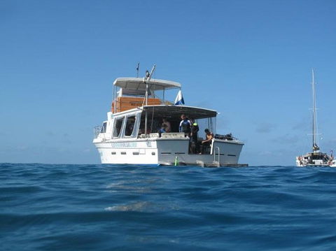 Mantaray Charters - Attractions Sydney 3
