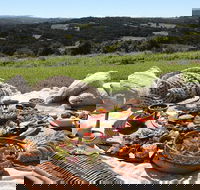 A picnic in Byron Bay - Attractions Sydney