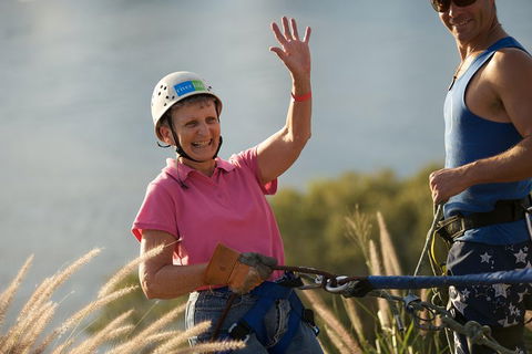 Abseiling The Kangaroo Point Cliffs In Brisbane - Attractions Sydney 2