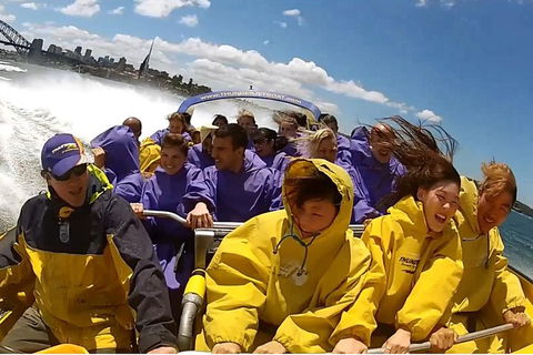 30-Minute Sydney Harbour Jet Boat Ride: Thunder Twist - Attractions Sydney 0