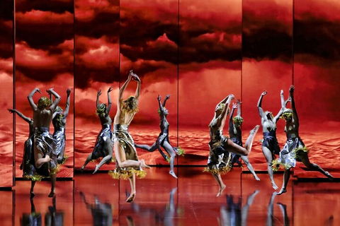 Opera Performance At The Sydney Opera House - Attractions Sydney 5