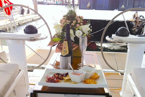 Sailing Curlew Escape On Moreton Bay - Attractions Sydney 1