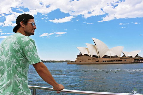 Sydney Harbour Hop-on Hop-off Cruise - Attractions Sydney 3