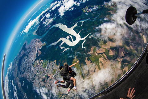 Reef And Rainforest Tandem Sky Dive In Cairns - Attractions Sydney 5