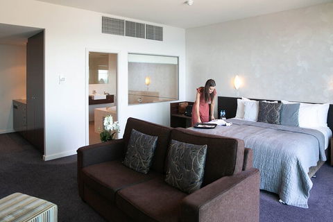 3 Day Port Lincoln And Coffin Bay Private Tour - Attractions Sydney 3