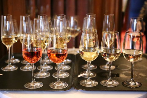 Yarra Valley Private Car Winery Tour And Chocolate.1-7 Passengers One Car Price - Attractions Sydney 3