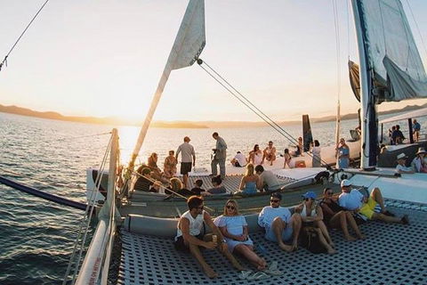 Sunset Sail In The Whitsundays - Attractions Sydney 3